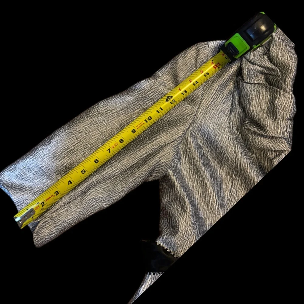 Adrianna Papell Evening Essentials Silver Metallic Ruffle Evening Jacket 10P - Picture 7 of 9